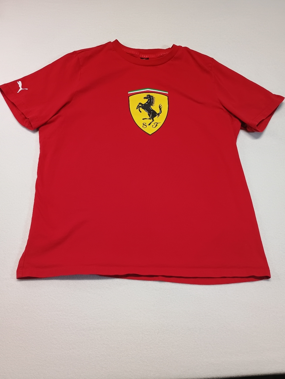Ferrari Men's Size XL Red Crew Neck T-Shirt with Shield Emblem